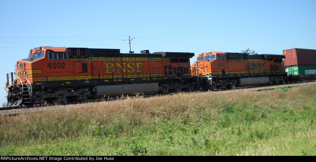 BNSF 4502 East